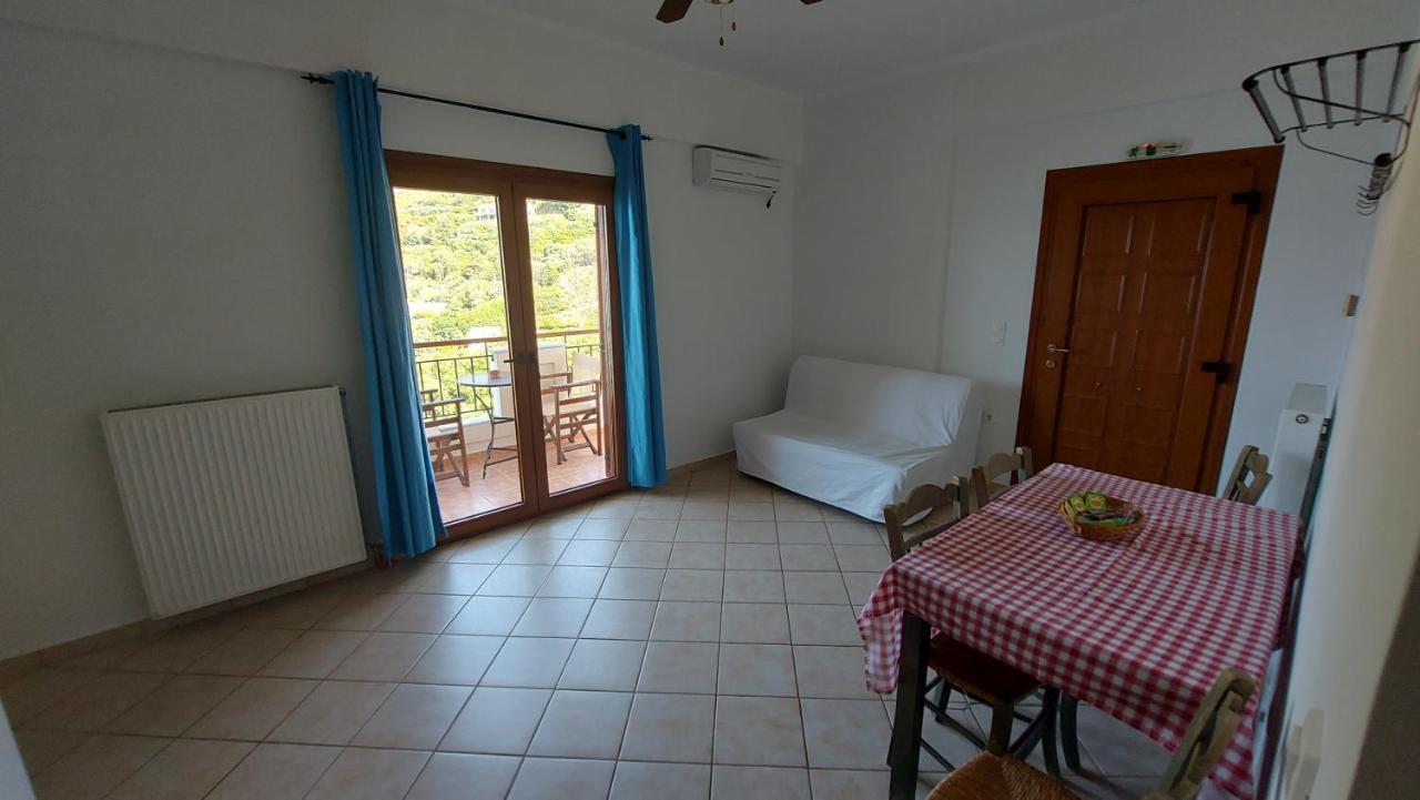 Anarrousa Studios & Apartments Evdhilos Bagian luar foto